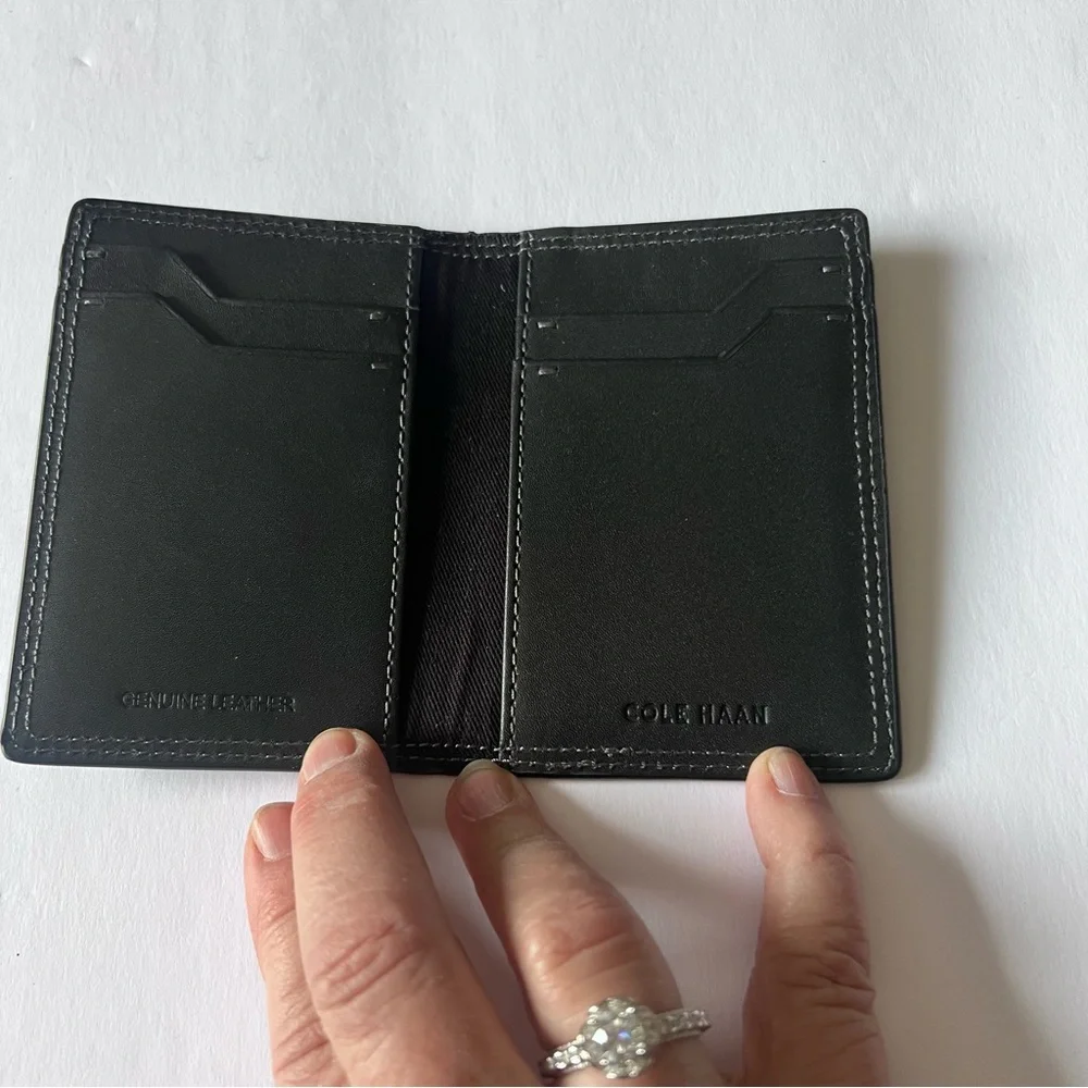 COLE HAAN LEATHER CARD WALLET BLACK NWOT